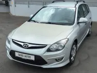 Gebraucht Hyundai i30 90 PS (66 kW) 2011 Silber Kombi