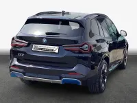 Gebraucht BMW iX3 Impressive 210 kW (286 PS) 2023 Schwarz SUV