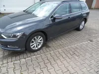 Gebraucht VW Passat 150 PS (110 kW) 2019 Grau Kombi
