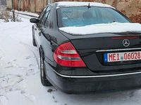 Gebraucht Mercedes E320 Avantgarde 224 PS (164 kW) 2005 Schwarz Limousine