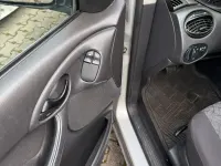 Gebraucht Ford Focus 75 PS (55 kW) 2001 Silber Kombi