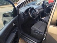 Gebraucht VW Touran 105 PS (77 kW) 2008 Grau Van / Kleinbus