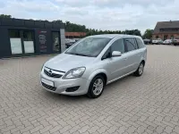 Gebraucht Opel Zafira Design Edition 116 PS (85 kW) 2011 Argonsilber/sovereign/switchblad metallic Van / Kleinbus