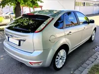 Gebraucht Ford Focus Titanium 125 PS (91 kW) 2008 Silber Limousine