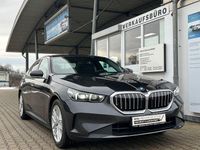 Gebraucht BMW 530e Sport Line 299 PS (219 kW) 2024 Grau Limousine