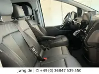Gebraucht Hyundai Staria Prime 177 PS (130 kW) 2024 Shimmering silver Van / Kleinbus