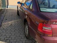 Second-hand Audi A4 125 CP (91 kW) 1998 Roșu Berlinǎ