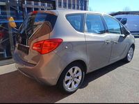 Gebraucht Opel Meriva Edition 95 PS (69 kW) 2011 Grau Van / Kleinbus