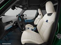 Gebraucht Mini Cooper 156 PS (114 kW) 2024 British racing green iv metallic Kleinwagen