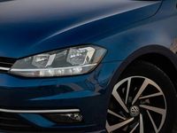 Gebraucht VW Golf VII Join 110 PS (80 kW) 2018 Blau Kombi