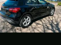 Gebraucht Mercedes GLA180 109 PS (80 kW) 2017 Schwarz SUV