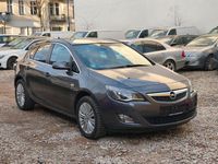 Gebraucht Opel Astra Innovation 179 PS (131 kW) 2011 Grau Limousine