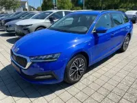 Gebraucht Skoda Octavia Ambition 150 PS (110 kW) 2022 Energyblau Kombi