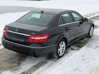 Gebraucht Mercedes E200 Avantgarde 184 PS (135 kW) 2010 Schwarz Limousine