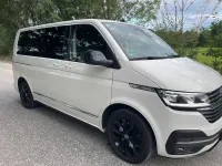 Gebraucht VW Multivan Highline 204 PS (150 kW) 2021 Weiß Van / Kleinbus
