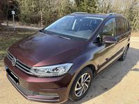 Gebraucht VW Touran Sound 150 PS (110 kW) 2017 Rot Van / Kleinbus