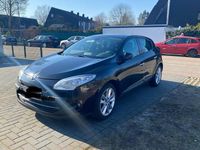 Gebraucht Renault Mégane 106 PS (77 kW) 2011 Schwarz Limousine