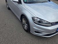 Gebraucht VW Golf VII Comfortline 131 PS (96 kW) 2019 Silber Kombi