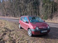 Second-hand Renault Twingo 58 CP (42 kW) 2003 Roșu Hatchback