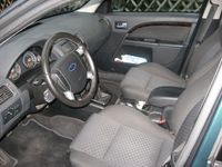 Gebraucht Ford Mondeo 131 PS (96 kW) 2003 Grün Kombi