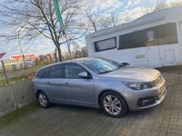 gebraucht Peugeot 308 BlueHDi 120 EAT6 Active SW Active