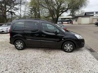 Gebraucht Citroën Berlingo Shine 99 PS (72 kW) 2018 Lack onyx schwarz/deckende Van / Kleinbus