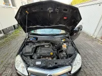 Gebraucht Opel Tigra Edition 90 PS (66 kW) 2009 Schwarz Cabrio