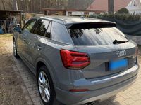 Gebraucht Audi Q2 Sport 150 PS (110 kW) 2018 Grau SUV