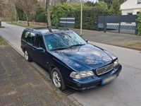 Gebraucht Volvo V70 140 PS (102 kW) 1999 Blau Kombi