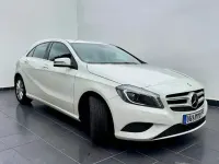 Gebraucht Mercedes A180 Style 122 PS (89 kW) 2015 Weiß Limousine