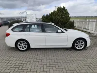 Używany BMW 320 Advantage 184 KM (135 kW) 2018 Biały Kombi
