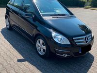 Second-hand Mercedes B180 2008 Negru Monovolum
