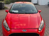 Gebraucht Ford Fiesta 82 PS (60 kW) 2017 Rot Kleinwagen