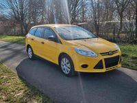 Gebraucht Ford Focus 120 PS (88 kW) 2012 Gelb Kombi