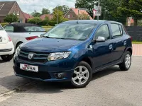 Gebraucht Dacia Sandero Celebration 90 PS (66 kW) 2015 Blau Limousine