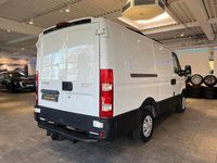 Gebraucht Iveco Daily 106 PS (77 kW) 2010 Weiß Van / Kleinbus