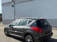 Gebraucht Peugeot 207 95 PS (69 kW) 2011 Grau Kombi