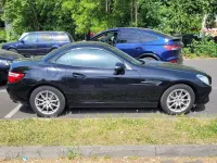 Second-hand Mercedes SLK200 184 CP (135 kW) 2011 Negru Cabrio