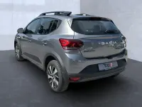Gebraucht Dacia Sandero Stepway 91 PS (66 kW) 2025 Grau Limousine