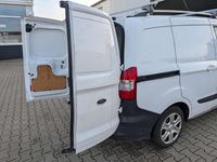 Używany Ford Courier 75 KM (55 kW) 2015 Minivan