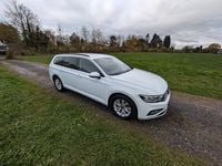 Gebraucht VW Passat Business 150 PS (110 kW) 2023 Weiß Kombi
