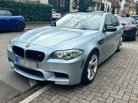 gebraucht BMW M5 F10 DKG•Scheckheft•Top Zustand•Comp.20Zoll•Individual