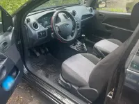 Gebraucht Ford Fiesta 69 PS (50 kW) 2006 Schwarz Kleinwagen