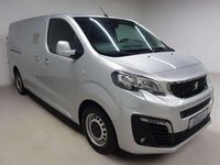 Gebraucht Peugeot Expert Premium 150 PS (110 kW) 2018 Lackierung aluminiumgrau Van