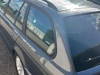 Gebraucht BMW 523 170 PS (125 kW) 2000 Grau Kombi