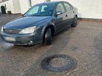 Gebraucht Ford Mondeo 110 PS (80 kW) 2002 Grau Limousine