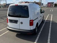 Gebraucht VW Caddy 102 PS (75 kW) 2019 Weiß Van / Kleinbus