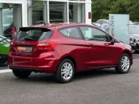 Gebraucht Ford Fiesta Cool & Connect 86 PS (63 kW) 2019 Rubyrot (metallic) Kleinwagen