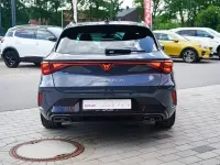Neu Cupra Leon 150 PS (110 kW) 2026 Grau Limousine