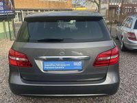 Gebraucht Mercedes B180 122 PS (89 kW) 2012 Mountaingrau  met. Van / Kleinbus